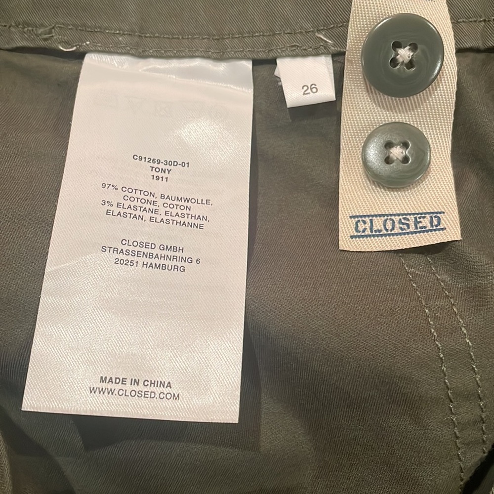 NWOT CLOSED Khaki Pants, Size 27 & 26 - Picture 12 of 13